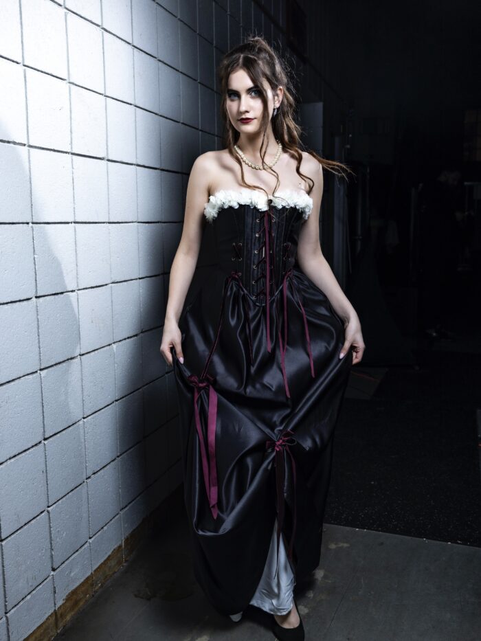 Romantic Roses Strapless Corset VFW - Image 2