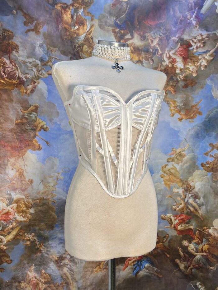 White Satin and Tulle Corset - Image 4